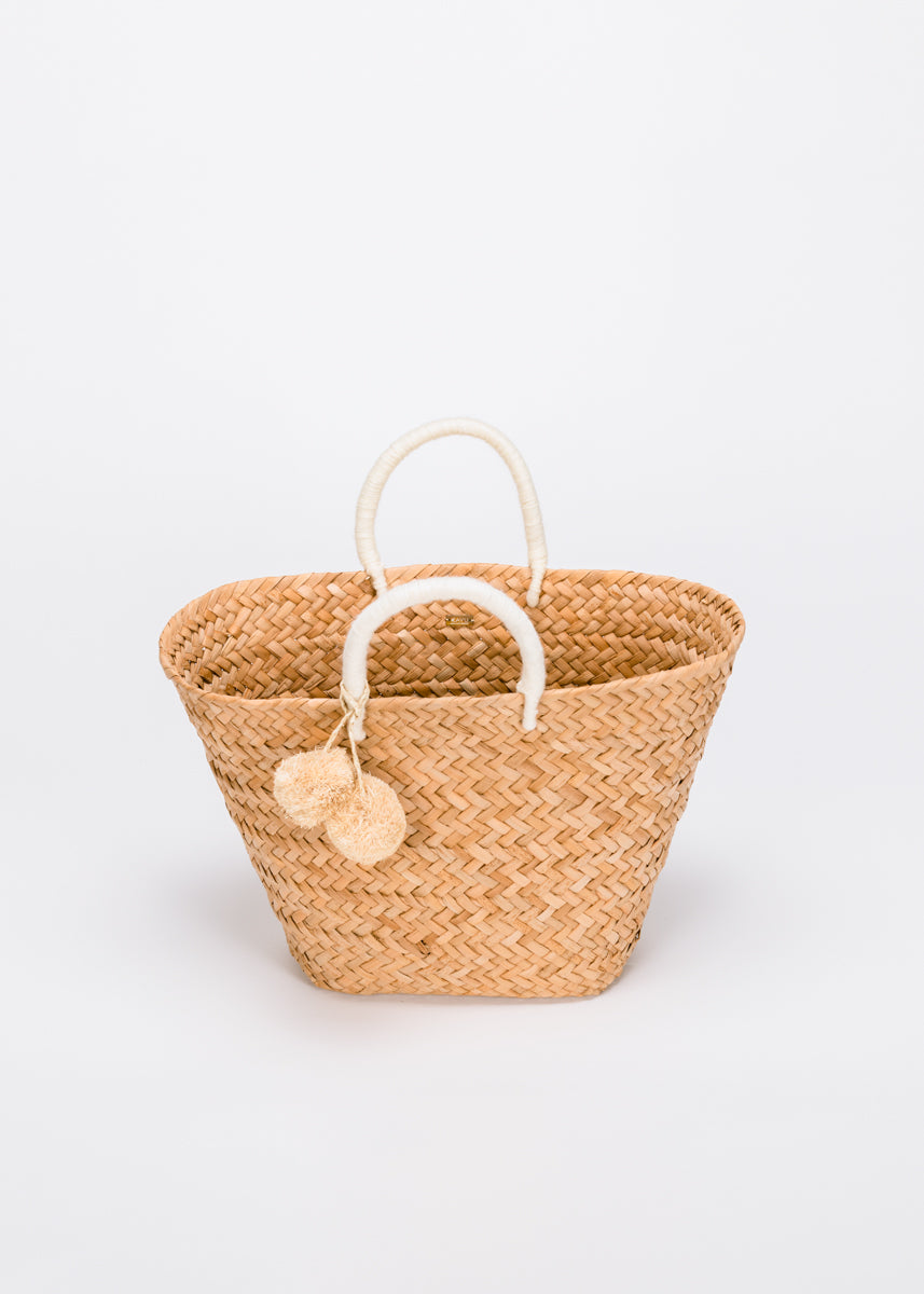 セレブ愛用ブランドKAYU カユ pom pom かごバッグ Straw Beach Bag | Kayu